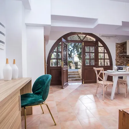 Kamara Antica Rhodes City