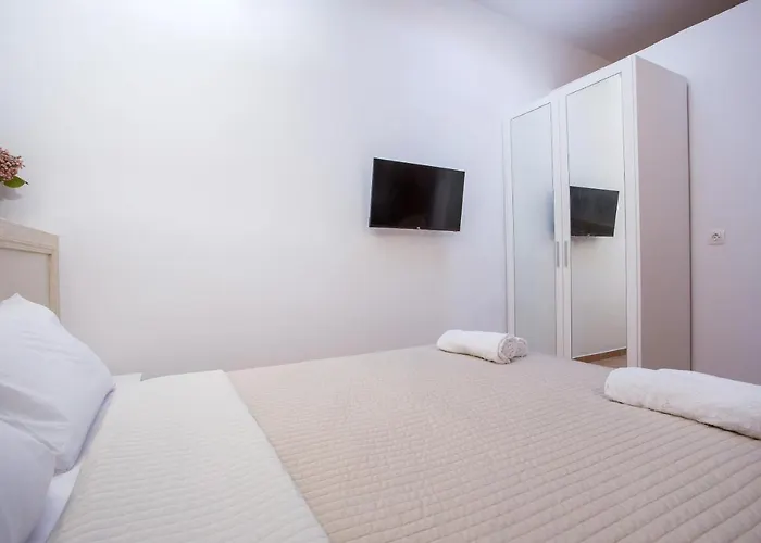 Kamara Antica Rhodes City